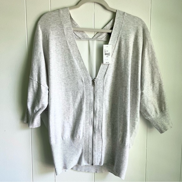NWT Lane Bryant Grey Knit V- Neck Kimono Sleeve Mixed Media Sheer Top Sz… - Picture 1 of 13